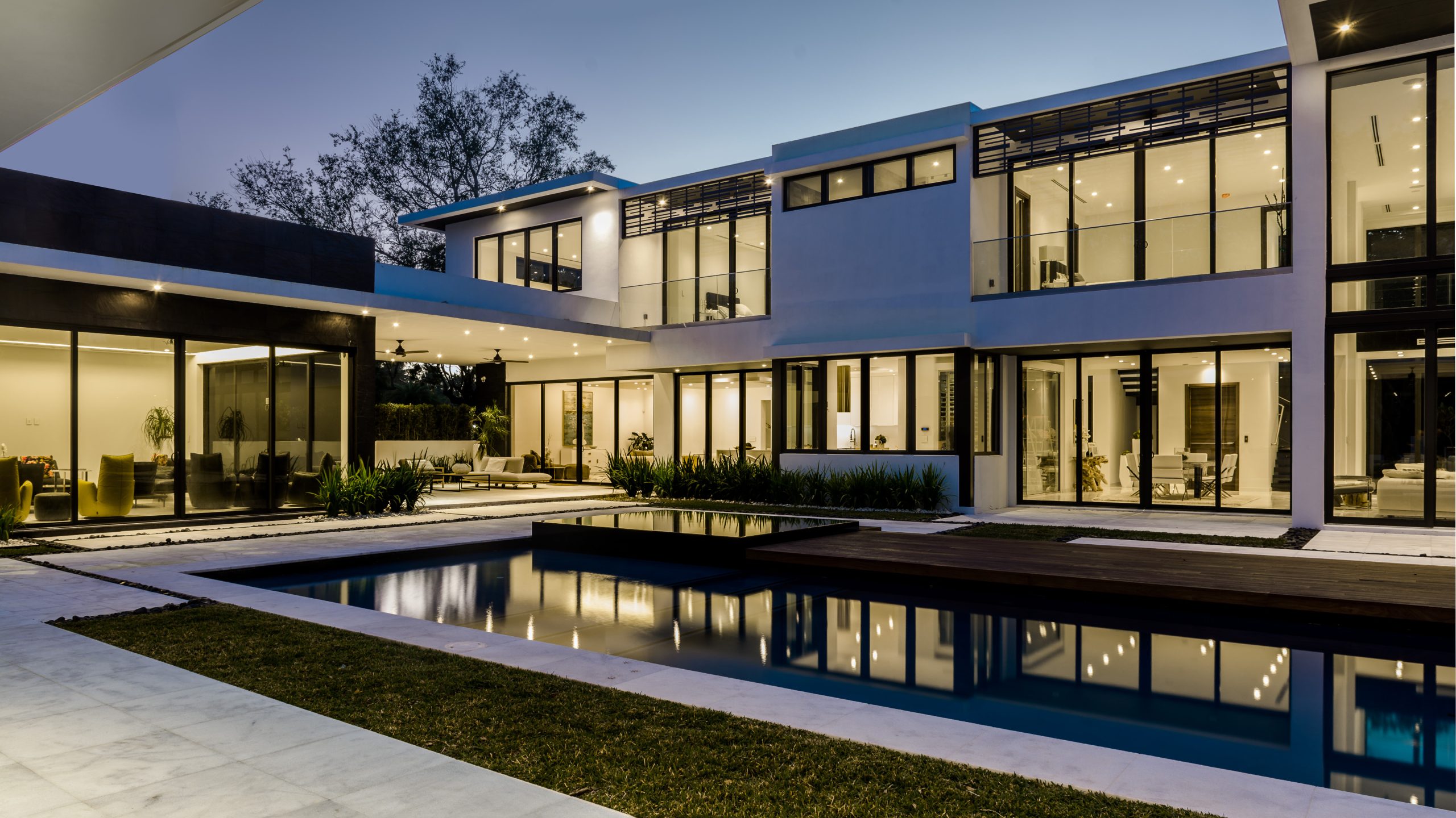 32_Zanzi_Photography_PINECREST-9121sw62ct